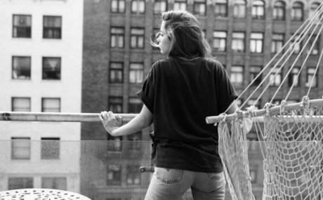 Emily Rudd model xxx photo