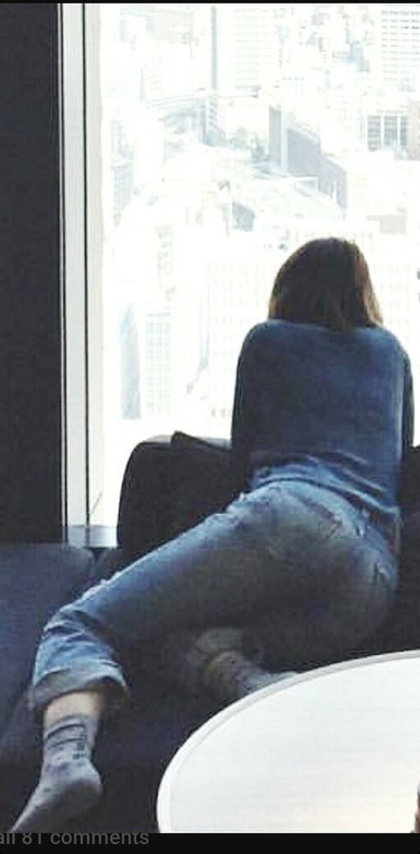 Emily Rudd pornstar hot gallery