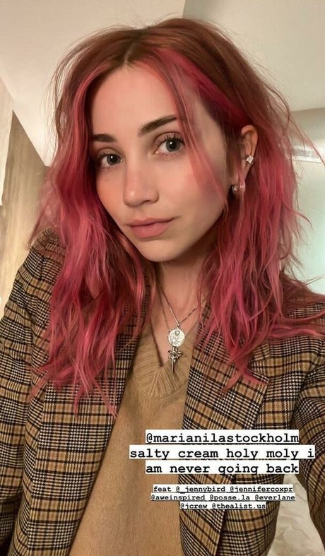 Emily Rudd pornstar naked img