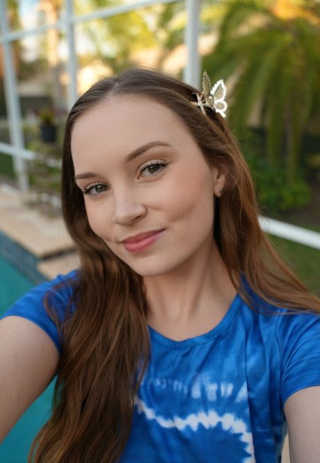 ASMR Darling star porn photos