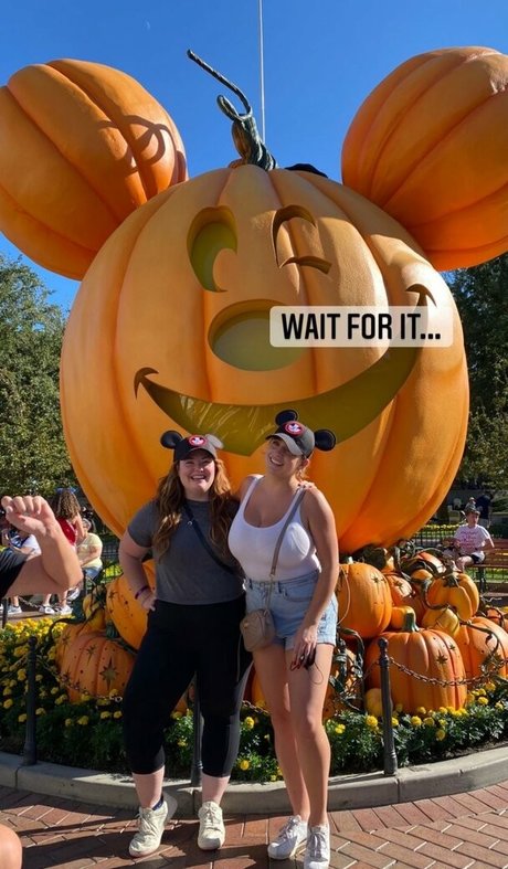 Alex Gervasi star sexy photo