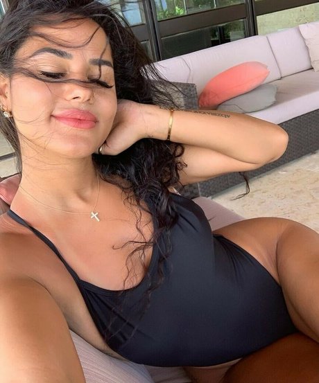 Katya Elise Henry best model images