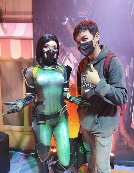 KitzCua hd actress galleries