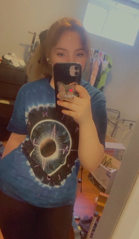 Kitsunamii adult actress archive