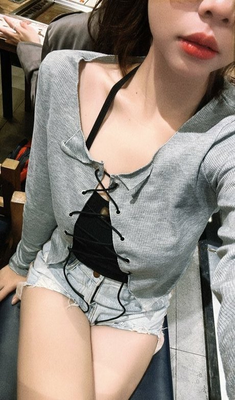 Risanomsyu exclusive pornstar gallery