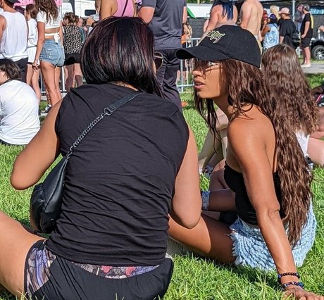 Bayley beautiful model image