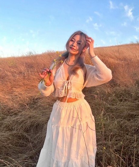 Arine Kim star nice img