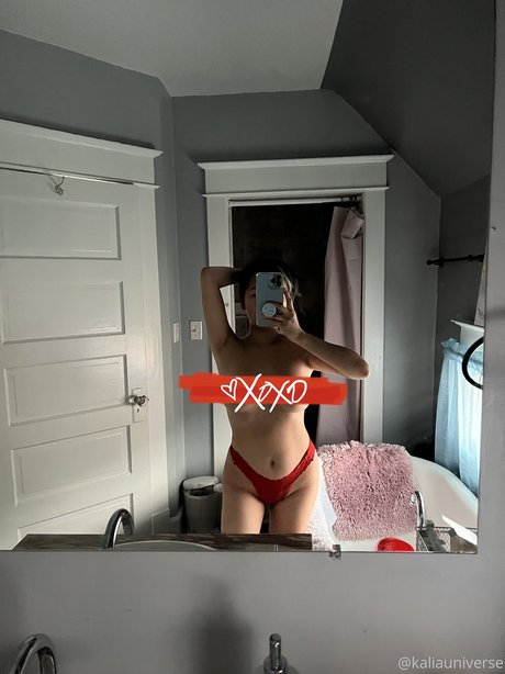 Ka Lia Universe star naked image