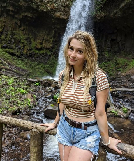 katerino free actress pics