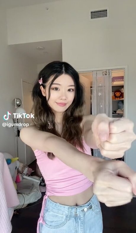 igumdrop porn model images