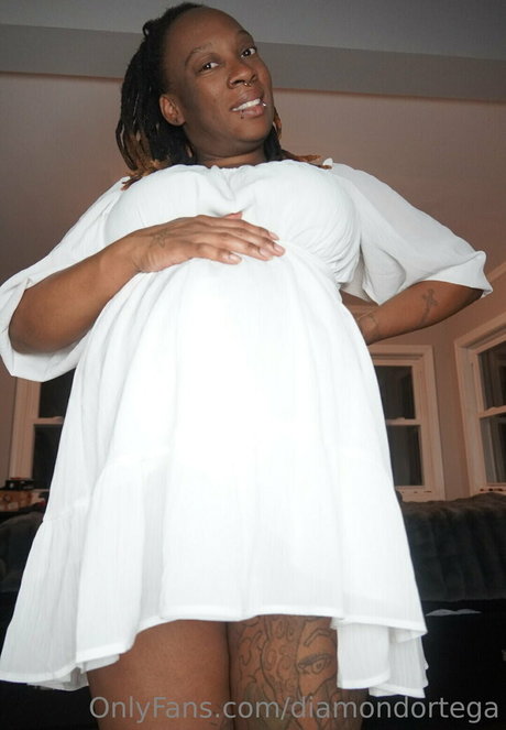 diamondortega model nice photo