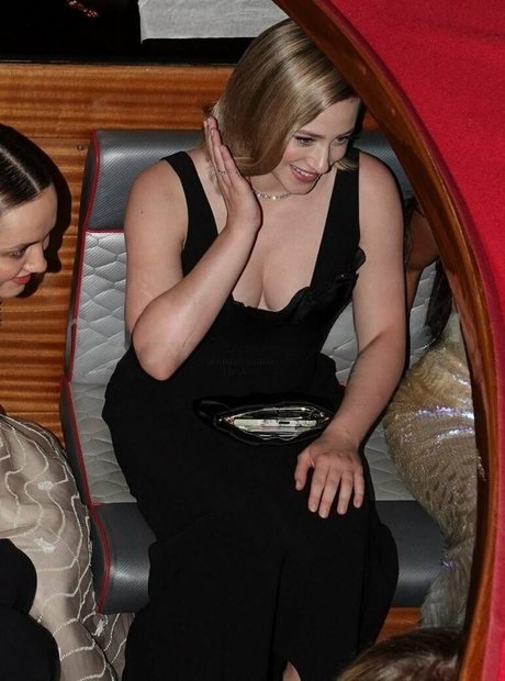 Lili Reinhart top star picture