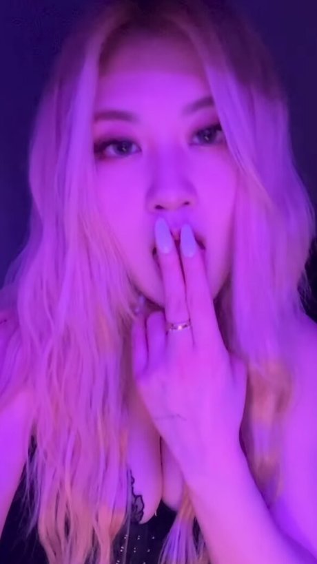 Allissa Shin pornographic actress archive