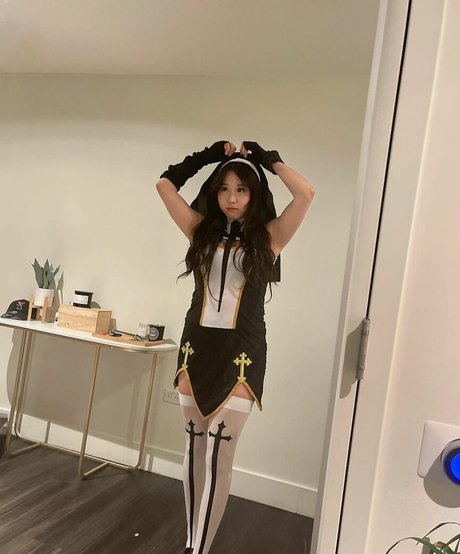 Starsmitten sexy model picture