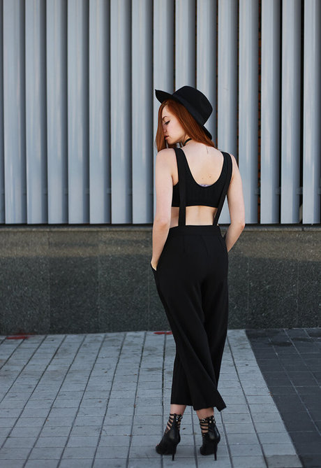 Umbird star porn galleries