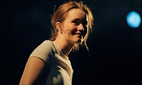 Sigrid sexy model pic