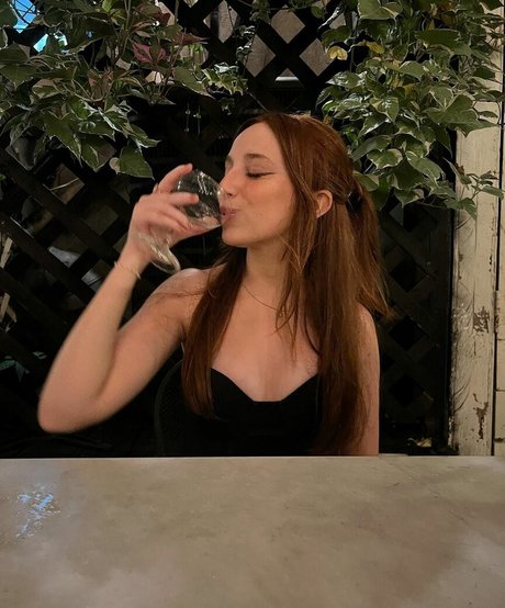 Ellie Schnitt star naked image