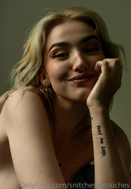 snitchesgetstiches sexy actress pictures