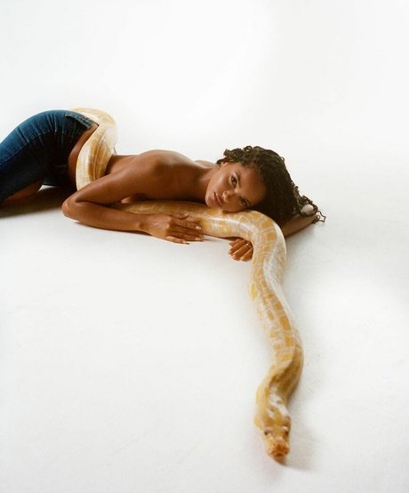 Juliana Nalu pornstar nice photo