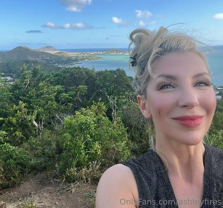 Ashley Fires star free img