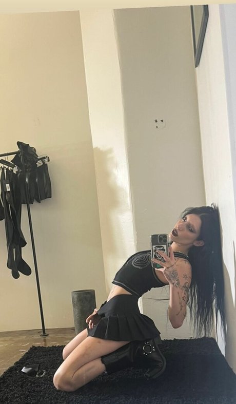 DeathbyRomy star naked archive