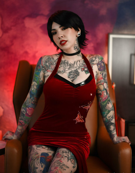 neptuneexplainsitall xxx model photo