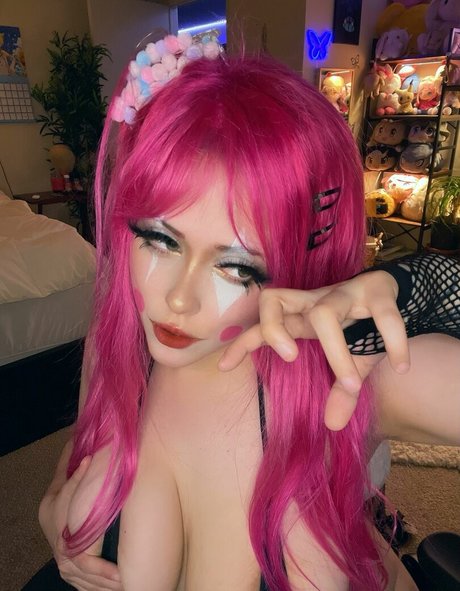 Moyumii erotic star pic