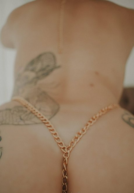 Aliese model erotic images