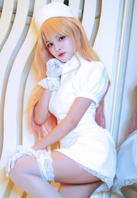 Mingmihoo model best picture