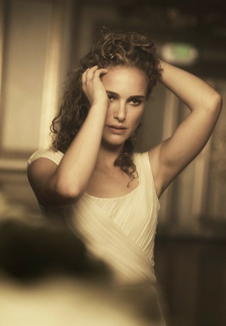 Natalie Portman naked pornstar image