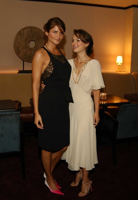 Natalie Portman exclusive pornstar gallery