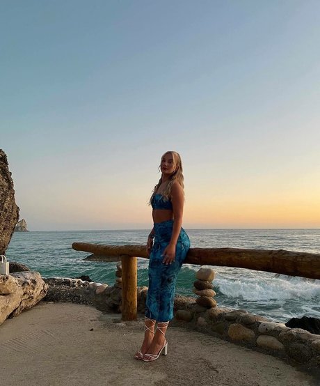 Ermira Lika star pretty galleries