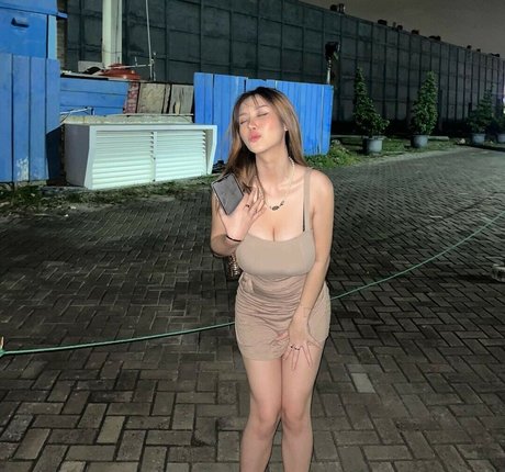 Anastasya Khosasih adult star pictures