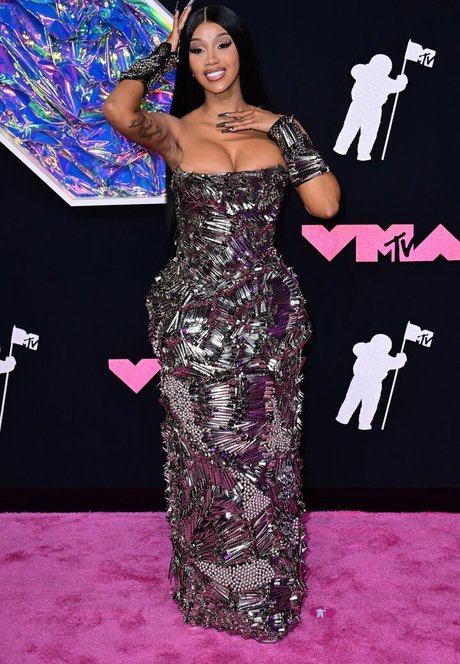 Cardi B naked actress images