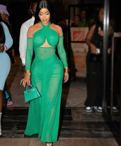 Cardi B hd star galleries