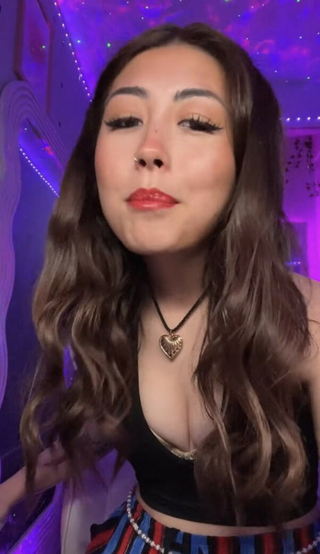 Angelic Lofi ASMR model top images