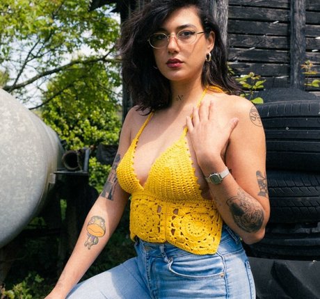 lapintoramarta hd pornstar image