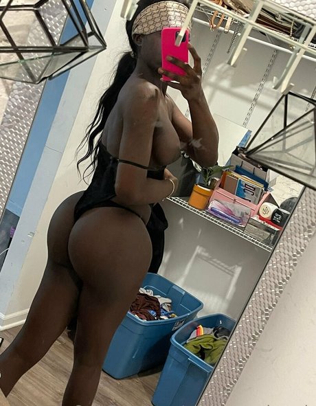 glamazonchanelr star perfect pic