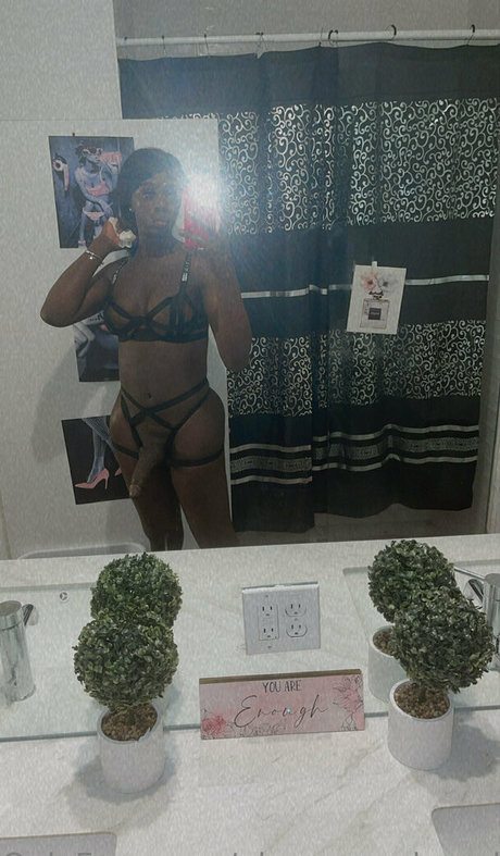 glamazonchanelr best actress img