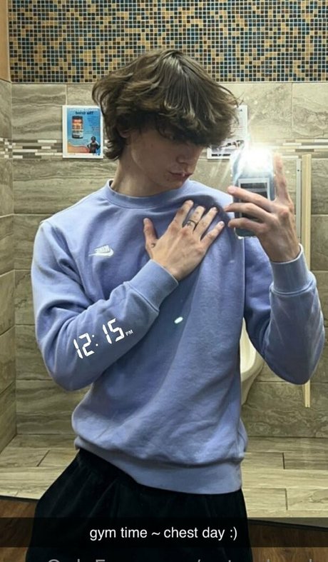 nate shreds star top pictures