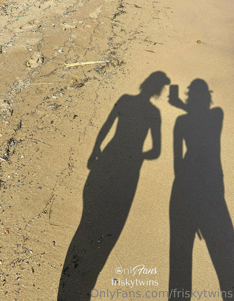 friskytwins best model archive