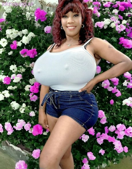 jalande jaguar too free pornstar photo