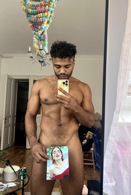 Mrexperience model xxx pics