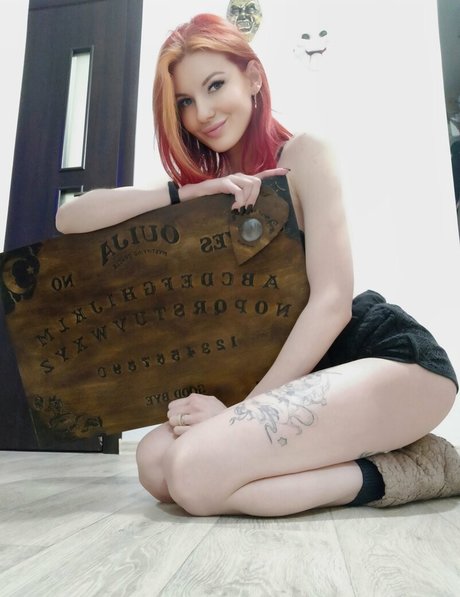 lida bond sexy model pic