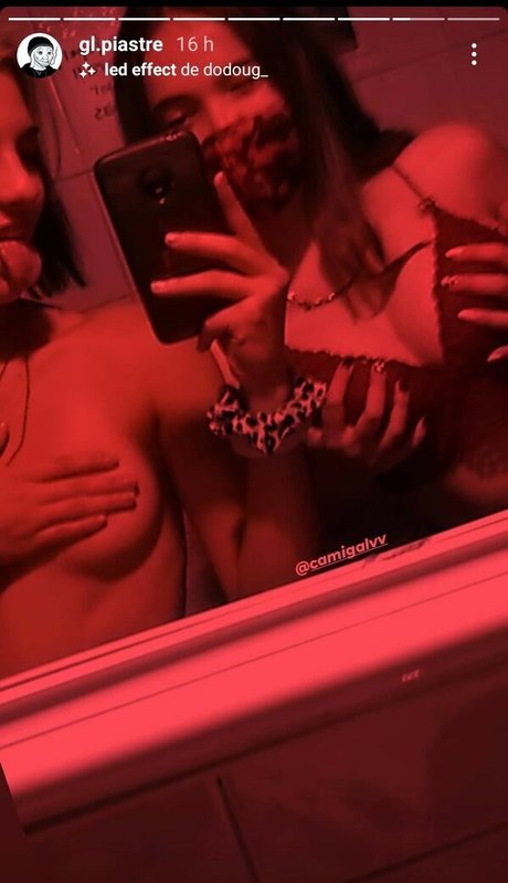 gl piastre star naked gallery