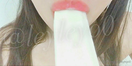 leyleyo0 nude star galleries