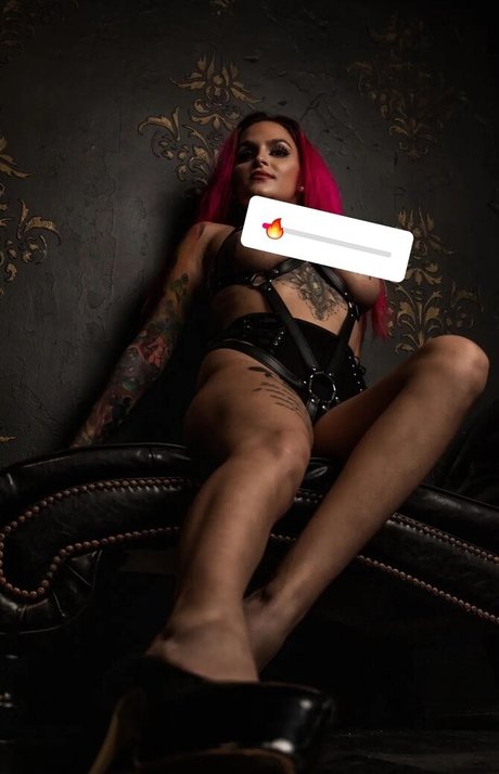 Dzsenifer Vajai pornstar best photo