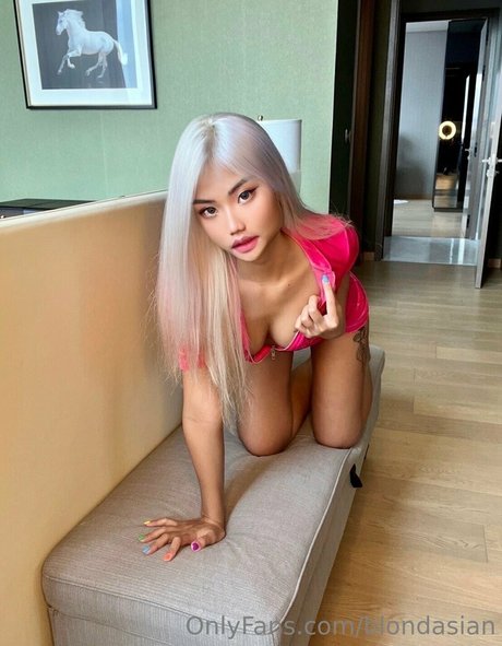 blondasian nude pornstar photos