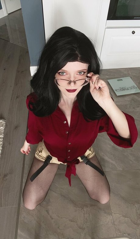 evenink free naked actress images