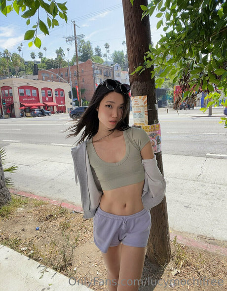 lucymochifree erotic star images